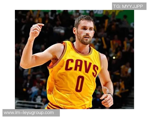 芬奇解析华子吸引包夹的战术价值助力队友与自身得分机会